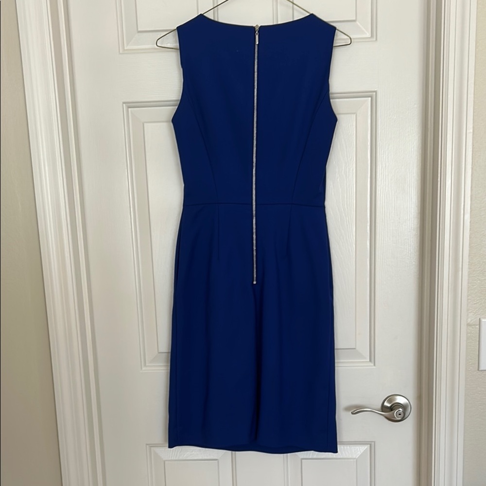 ANTONIO MELANI Blue Ruched Sheath Dress V-neck Midi - Picture 5 of 11